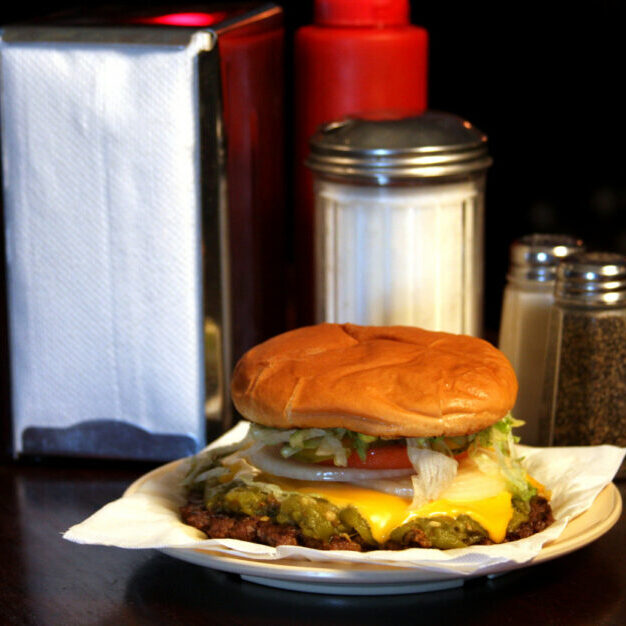 Green-Chile-Cheeseburger