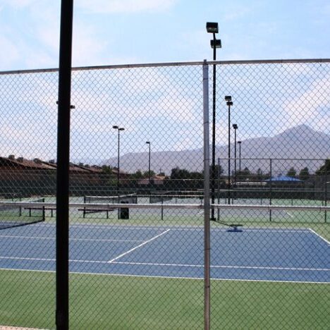 Tennis-Courts